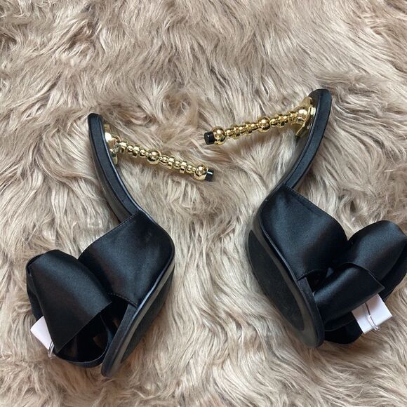 Cape Robbin Oversized Black Bow Detail Mule Gold Accent Bubble Heel/Stiletto - Picture 4 of 12